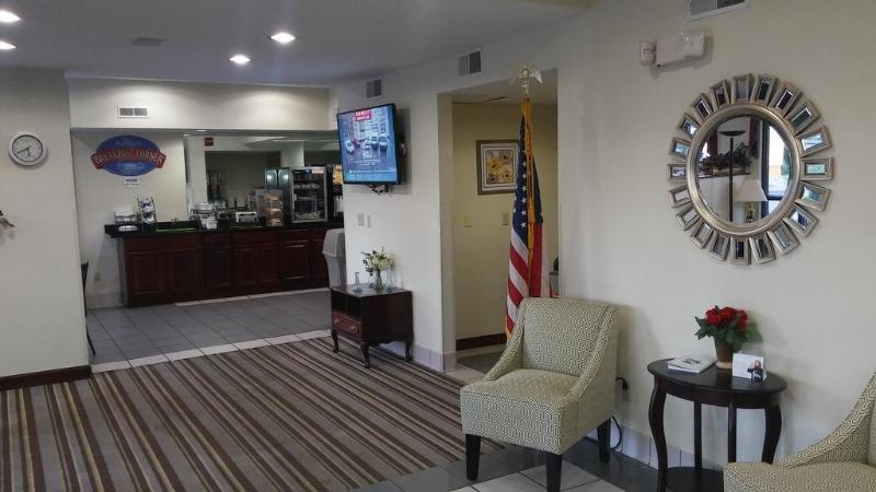 Baymont By Wyndham Cave City Exterior photo